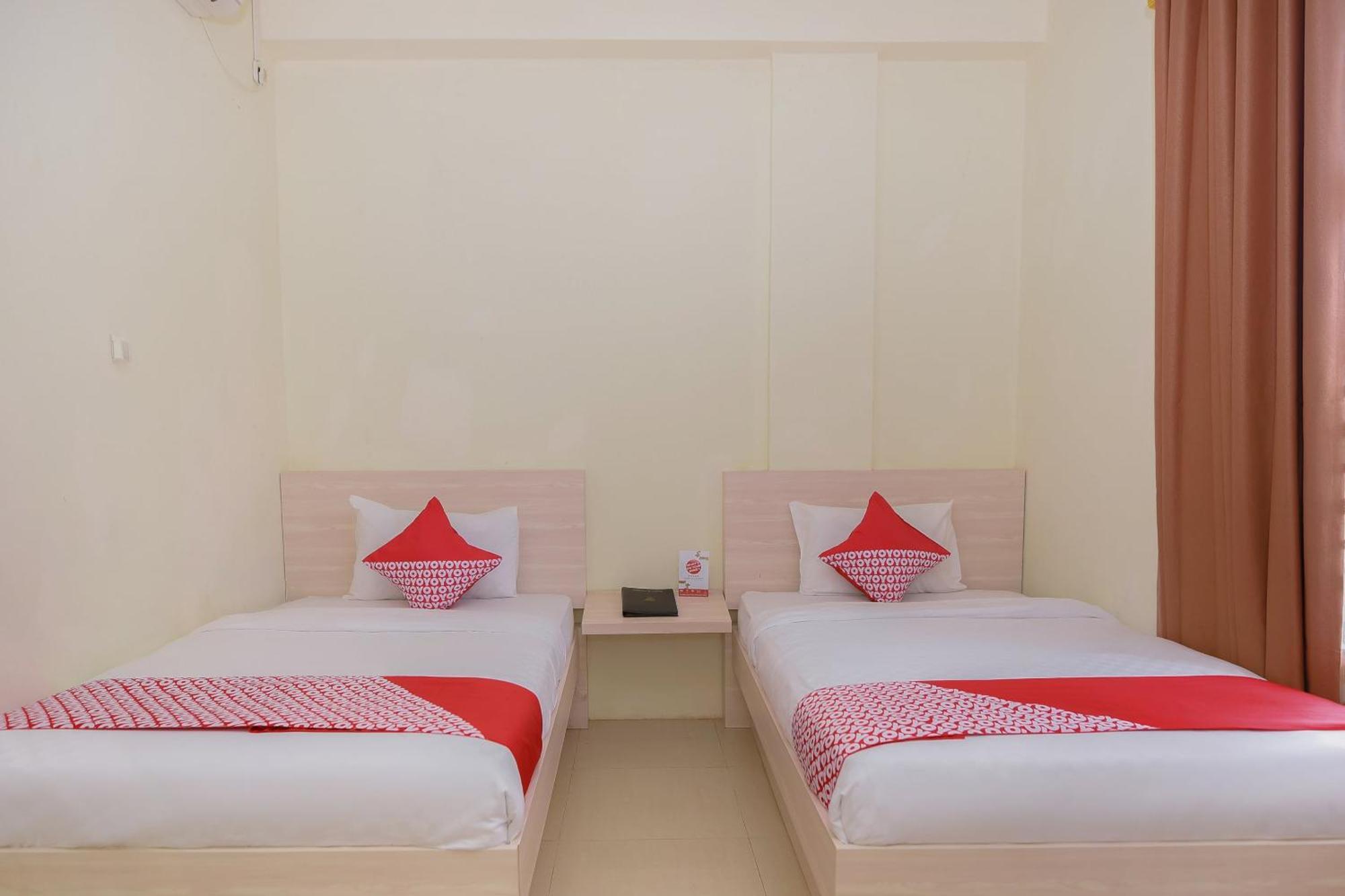 Capital O 854 Ub Caisar Hotel Банда-Ачех Экстерьер фото