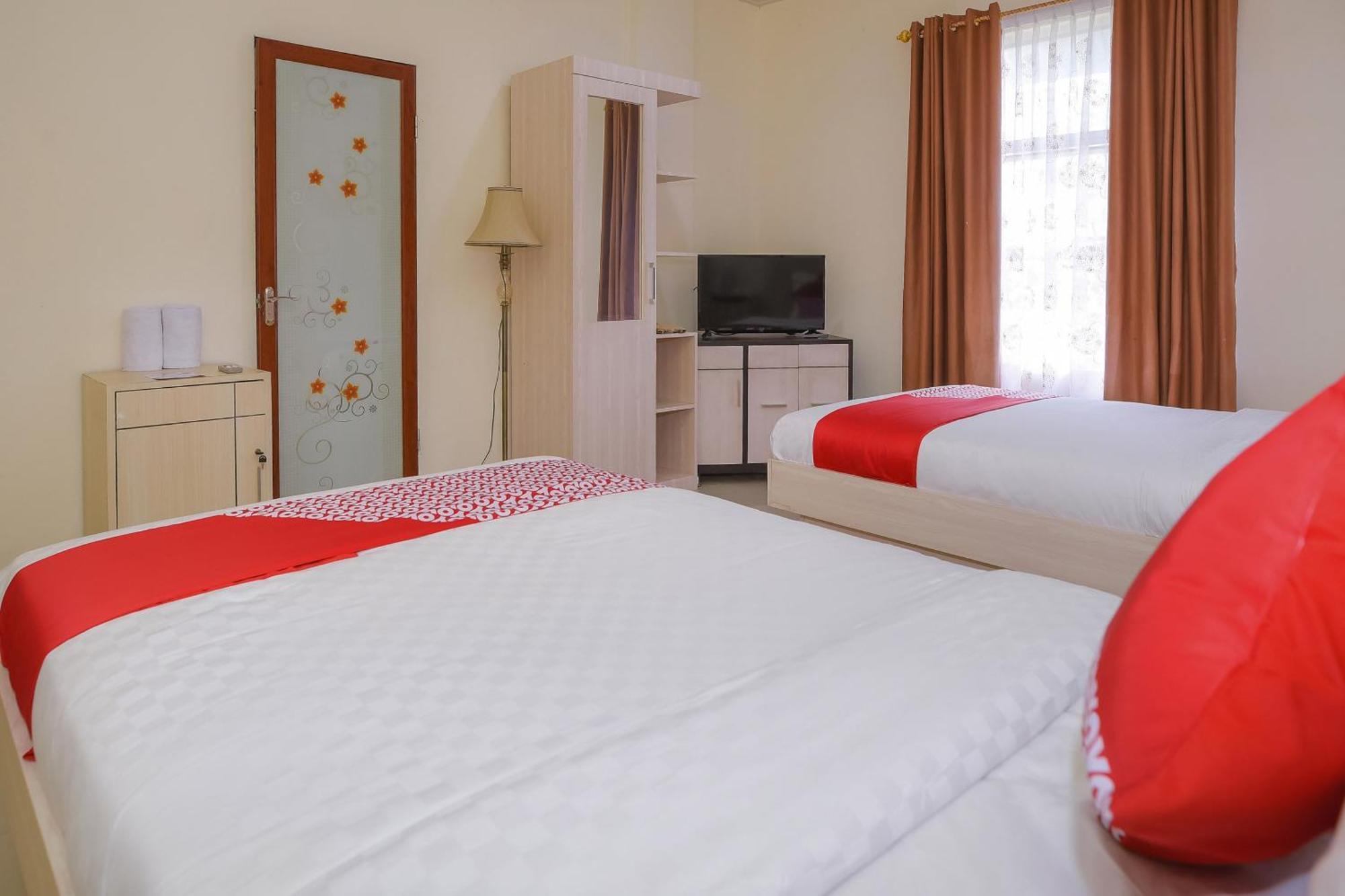 Capital O 854 Ub Caisar Hotel Банда-Ачех Экстерьер фото