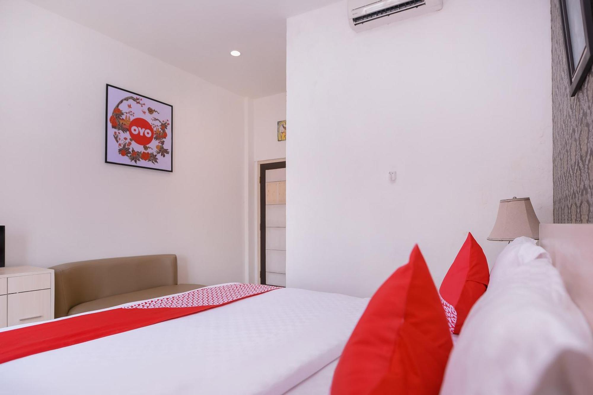 Capital O 854 Ub Caisar Hotel Банда-Ачех Экстерьер фото