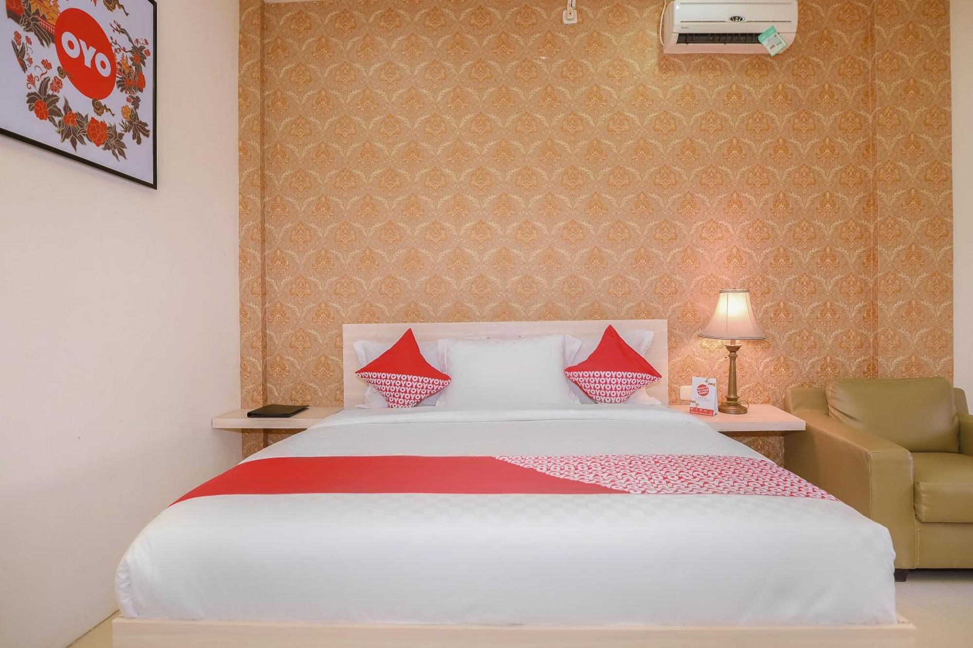 Capital O 854 Ub Caisar Hotel Банда-Ачех Экстерьер фото